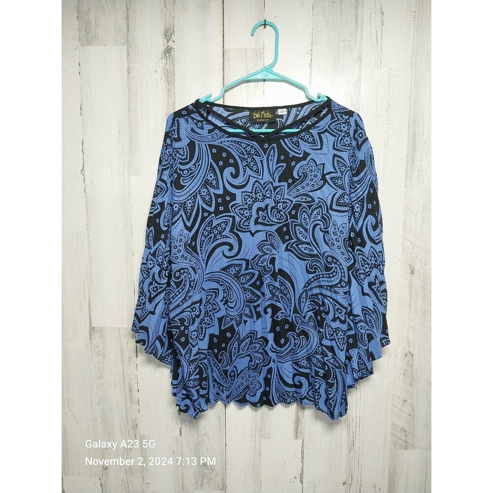 Bob Mackie Accordion Pleat Blouse Top M Blue White Artsy Bat Wing Sleeve